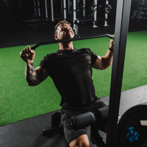 Plate-Loaded Lat Pull Down & Cable Row Machine - Image 3